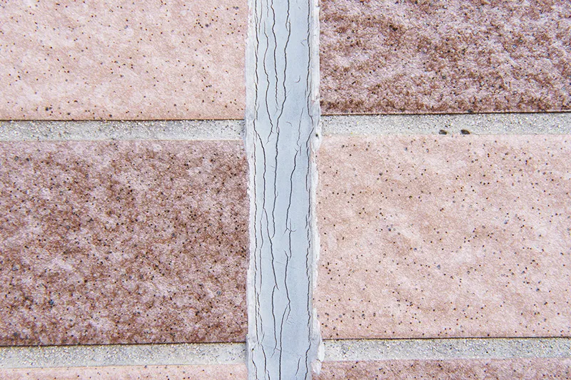 目地のひび割れ